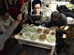 嗯，不太喜欢露素颜的“彦祖”-eleven青年旅舍(成都春熙路店)