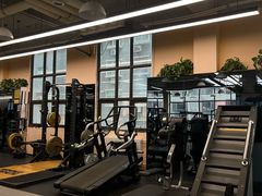 -岩顶健身(玄武店)