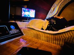 -碧中海汤泉汗蒸酒店