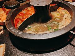 -晓宇重庆火锅(西安荟聚店)
