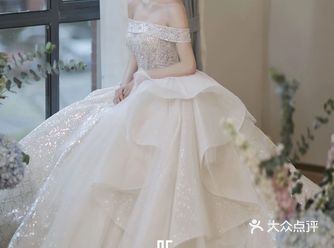 无敌显瘦的一字肩婚纱绍兴婚纱礼服️