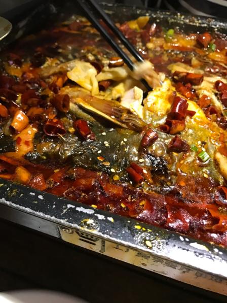 鱼厂烤鱼(赛格直营店)-"看之前排队的人多想着肯定也蛮好吃,因为我.