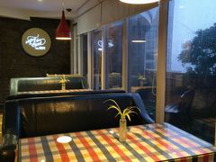 -怡华威斯达酒店(重庆医科大学附属儿童医院店)