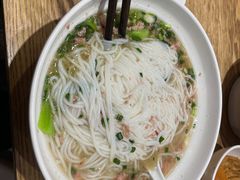-鲜越鲜鱼粉(财富购物中心店)