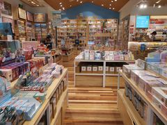 -猫的天空之城概念书店(印象城购物中心店)