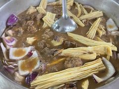 红烧牛肉锅-美兰春记食店·龙舌坡红烧牛肉