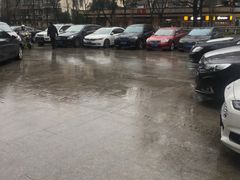 -安天大厦-停车场