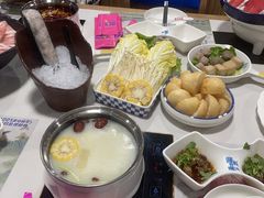 -魔法帽酱料牛肉小火锅(米兰店)