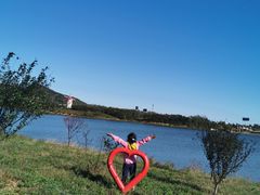 -大连铭湖国际观光牧场