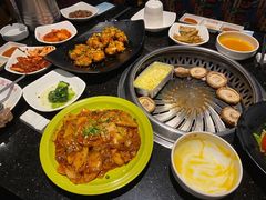 -木槿花韩式炭烤·熟成肉工坊(孙文东路店)