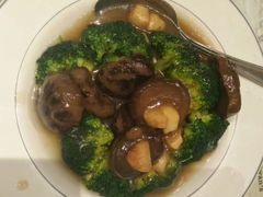 香菇西蓝花汤-关夫人餐厅(阳光广场店)