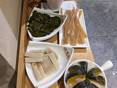 -旺龙巷重庆脆毛肚火锅·潜山扛把子店(潜山商业街店)