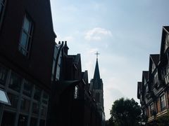 -钟书阁(松江泰晤士小镇店)