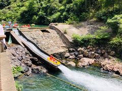 -安吉龙王山峡谷漂流