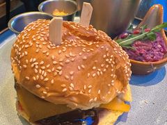 传统牛肉汉堡-bluefrog蓝蛙(皇庭广场店)