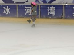 -正佳冰河湾真冰滑冰场
