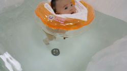 -嗨贝亲子游泳馆