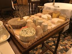 -Restaurant Paul Bocuse