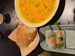 -大头虾越式风味餐厅(光明广场店)