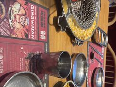 -青瓦炭韩潮烤肉(花园道店)