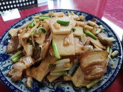 冬笋炒五花肉-生态苑农庄(十里画廊遇龙河店)