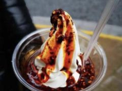 -麦当劳(卫星广场店)