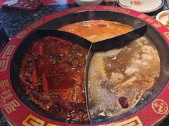 -蜀辣居鲜货老火锅(双流万达店)