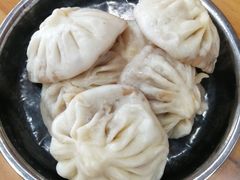 猪肉大葱包子-小胖包子王(阜成门内店)