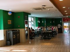 大堂-麦当劳(季平店)