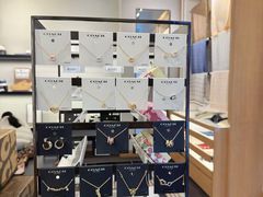 -王府井奥莱棋盘山小镇