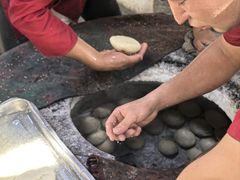 -玉龙喀什有名爱可德木烤包子