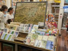 -猫的天空之城概念书店(杭州南宋御街店)