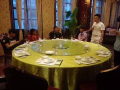 -半岛公馆(淞兴西路店)