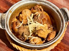 -Cuc Gach Quan Restaurant