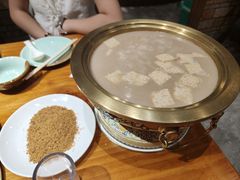 -一群羊手扒肉·火锅·早茶(远东公寓店)