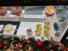 -花花卷卷·鲜食蛋糕(静安久光百货店)