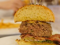 蓝纹干熟牛肉芝士汉堡-摩根扒房(桐梓林店)