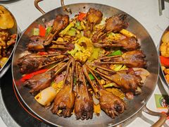 -蛙蛙叫·干锅年代(钻石广场店)