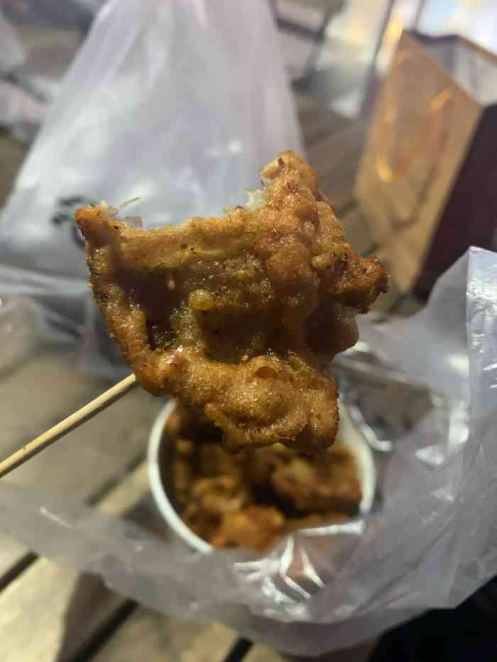刘志学酥肉-"在重庆吃的炸酥肉比这家强多了,也许是加盟.