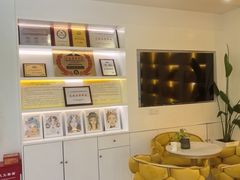 -首脑美容美发化妆美甲培训学校(龙岗校区)