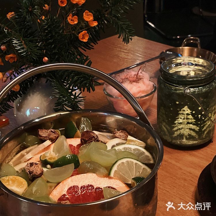 💫🎄超有圣诞氛围的韩式创意料理店！🔥人参鸡汤冬季养身首选！