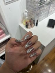 -尤米一站式美甲美睫