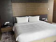 -上海虹桥西郊假日酒店