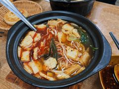 -天瑞福云南过桥米线(十里河店)