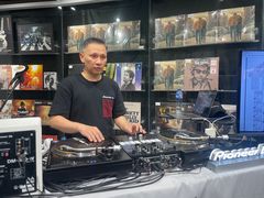 -浣熊唱片店(上海影城店)