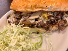 芝士蘑菇烤牛肉三明治-Al Salam莫的三明治