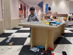 -奈尔宝家庭中心·亲子餐厅(北京东坝万达店)