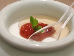 自制酸奶-惠丰堂饭庄·烤鸭·京味菜(翠微路店)