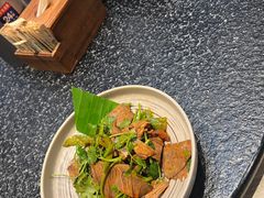 -云海肴云南菜(浦江欢乐颂店)