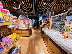 -九木杂物社(新奥购物中心店)